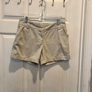 J. Crew Womens Broken In Chino Classic‎ Twill City Fit Shorts 6 Khaki Flat Front